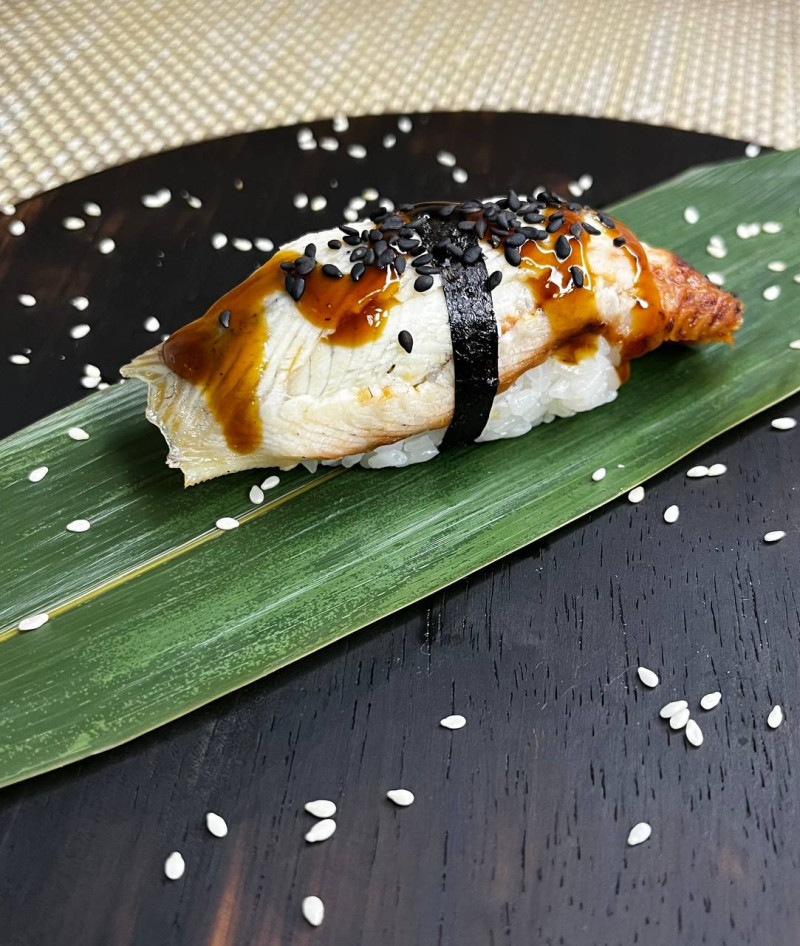 Унаги нигири