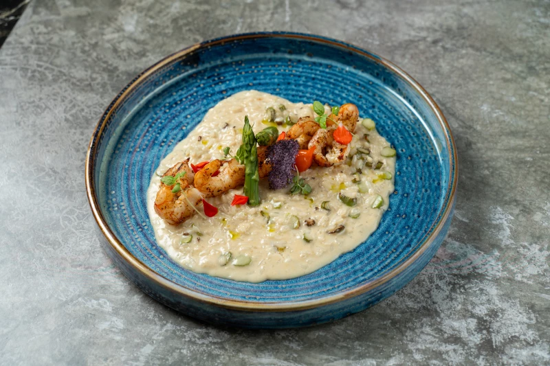 Ризотто с креветками и спаржей