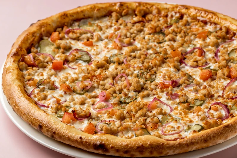 Пицца с мясным фаршем и томатами 30см