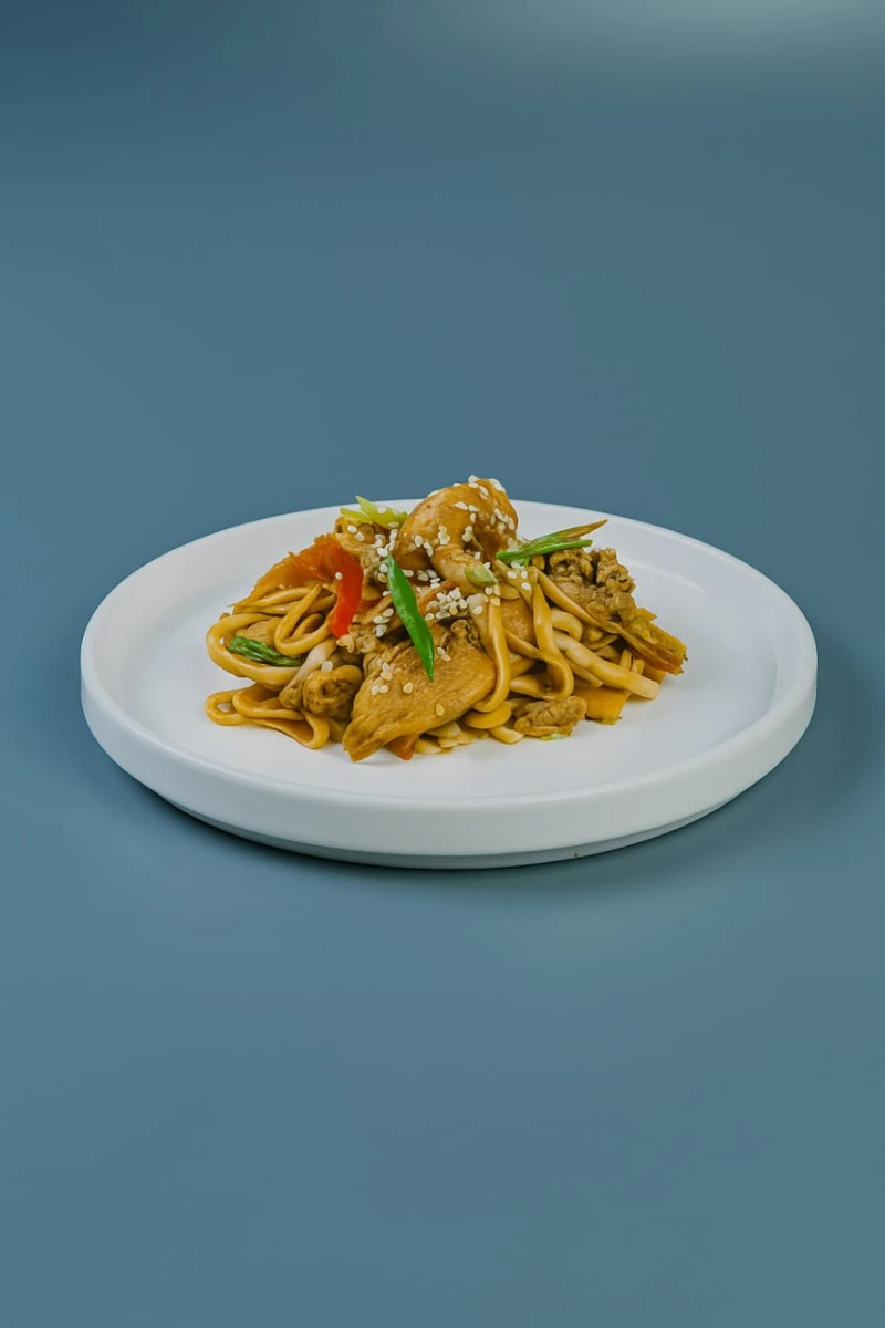 Удон с курицей