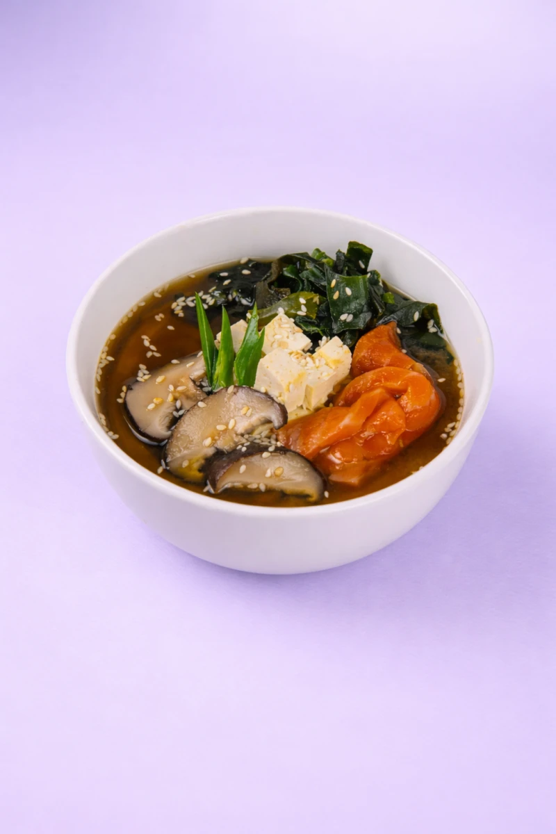 Мисо суп с лососем