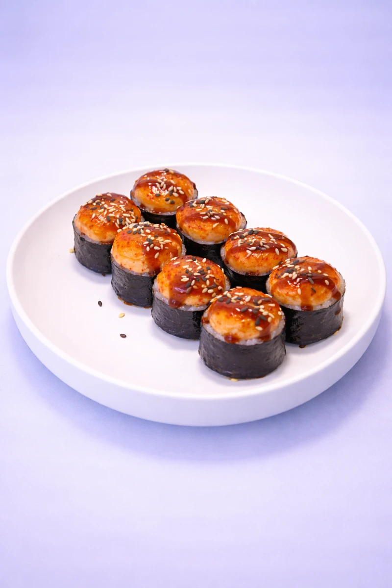 Запеченный ролл с мидиями