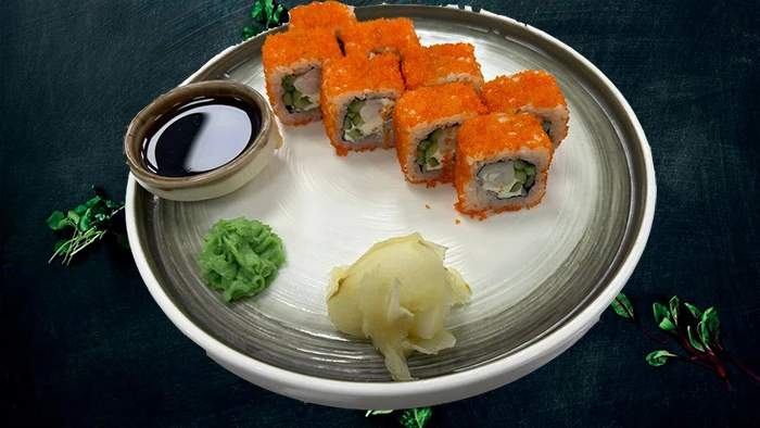Калифорния с жареной креветкой