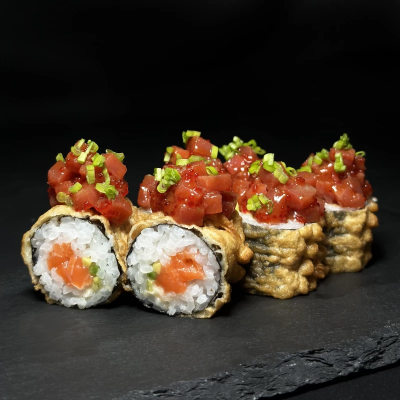 Ролл темпура с тар-таром из тунца