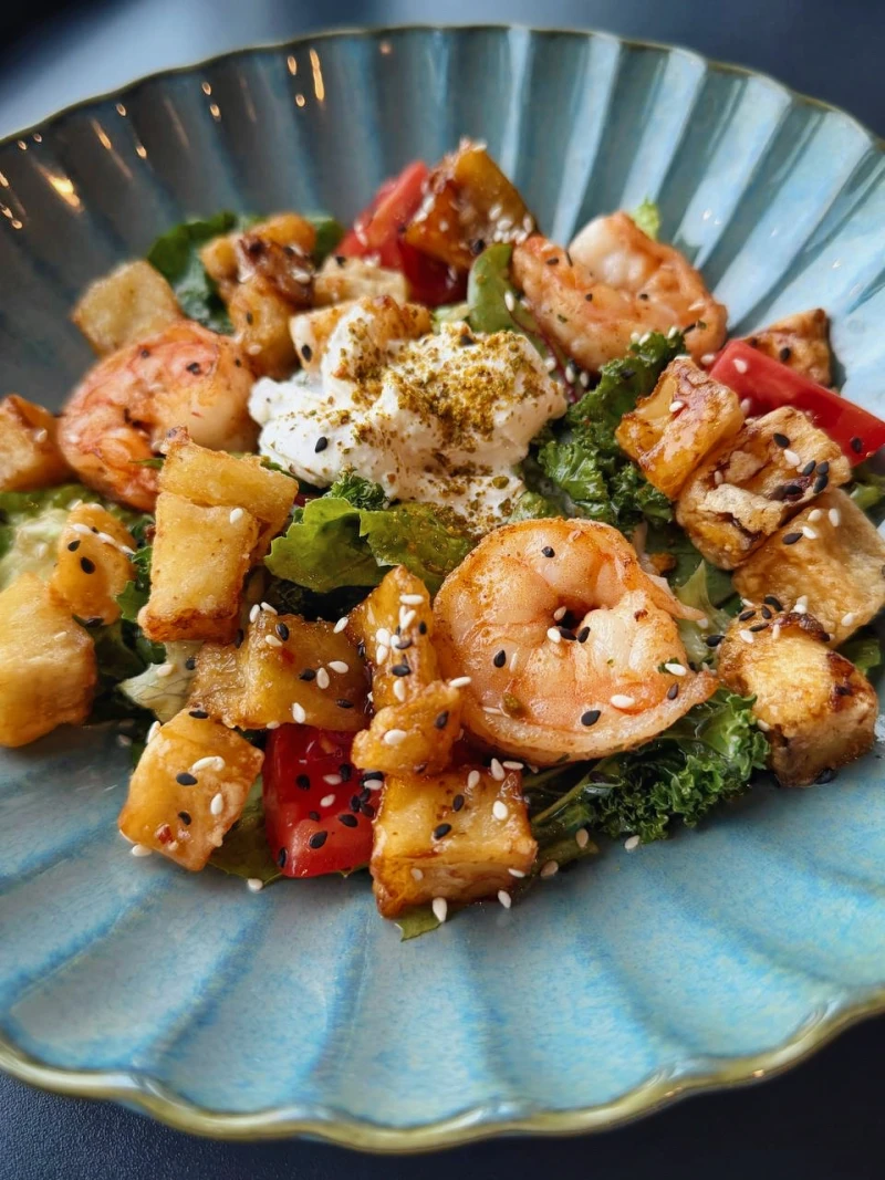 С креветкой , баклажаном и домашней страчателлой 230гр