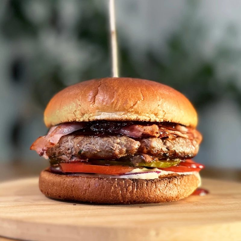 Бургер Время есть с луковым джемом Фирменный №2 365гр