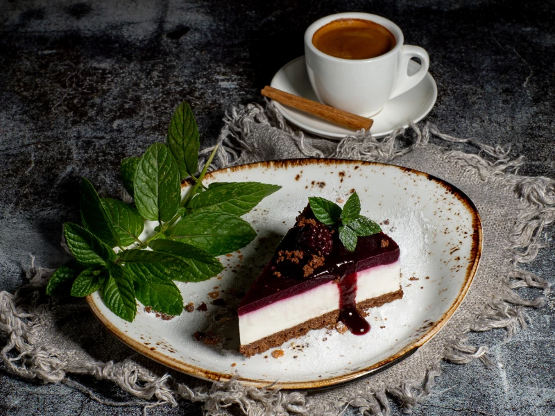Чизкейк с ежевичным желе