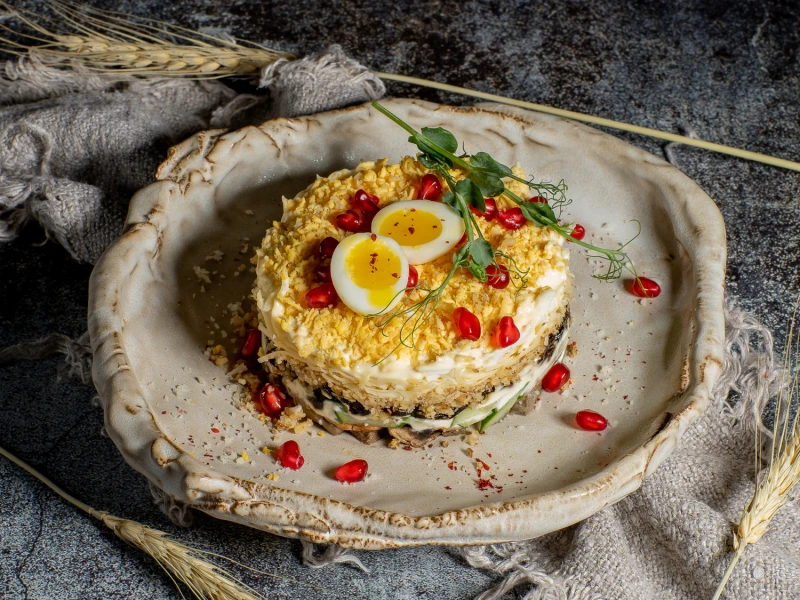 Салат "Ореховый" с языком