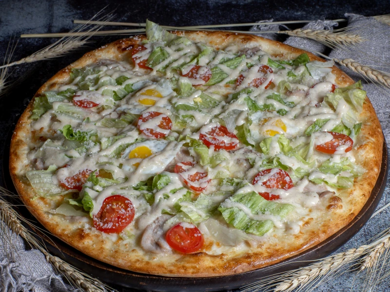 Пицца Цезарь с курицей 