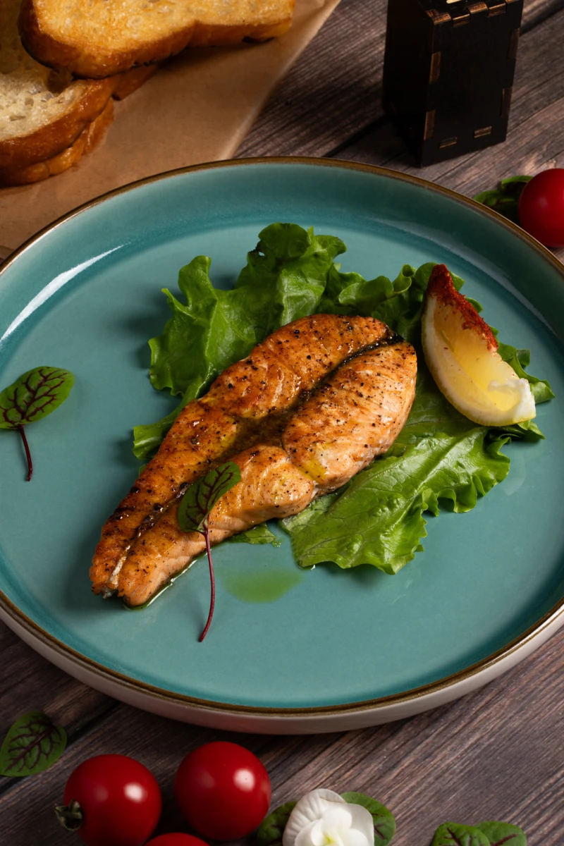 Стейк из лосося на мангале 