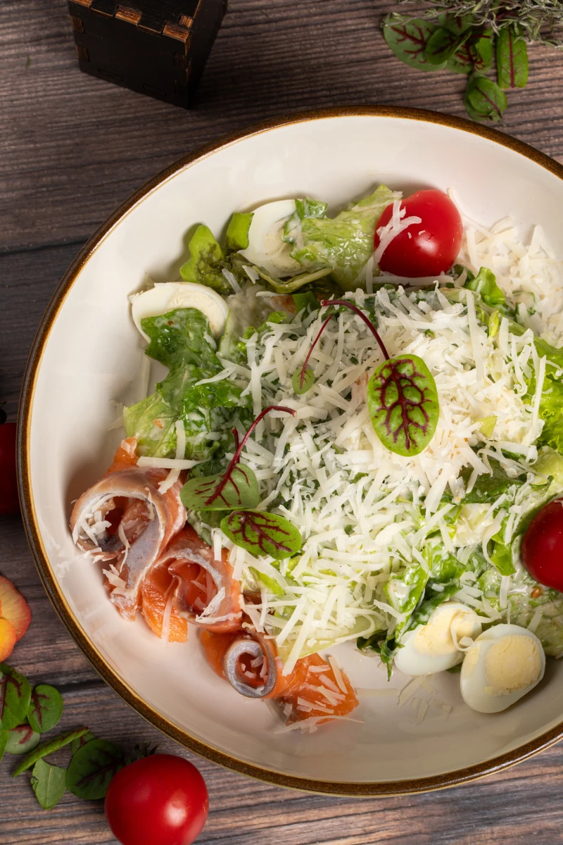 Цезарь с лососем