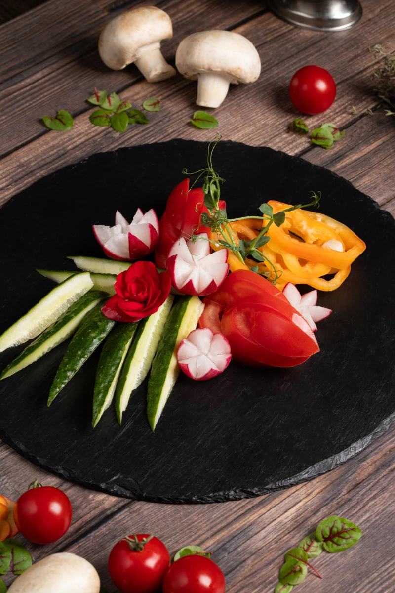 Ассорти из свежих овощей 