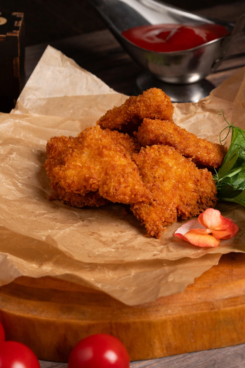 Нагетсы куриные с соусом