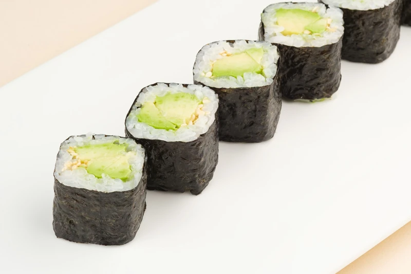 Маки с авокадо