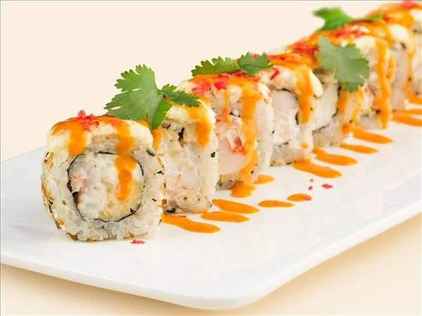 Запеченные роллы с  креветкой "Том ям"