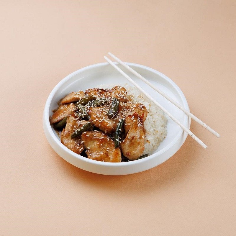 Курица в соусе терияки с рисом