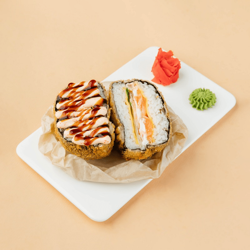 Суши бургер с семгой