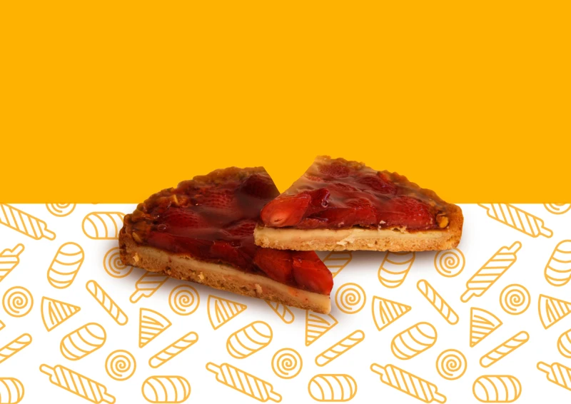 Пирог кляфути с клубникой 900г