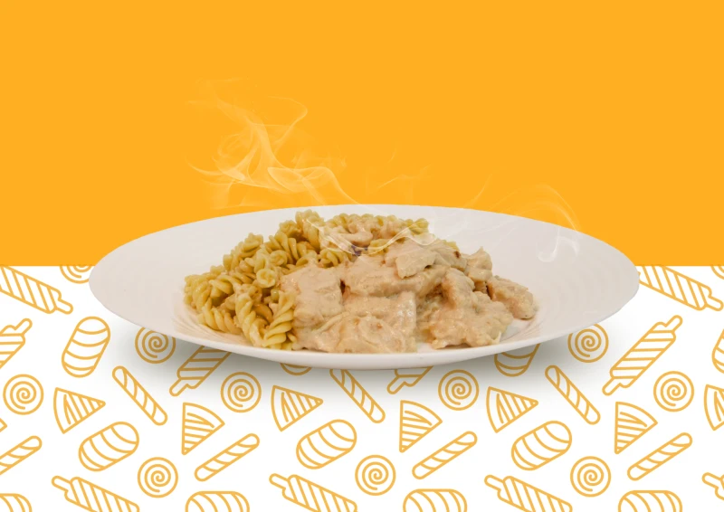 Куриная грудка в сливочном соусе с макаронами 300г