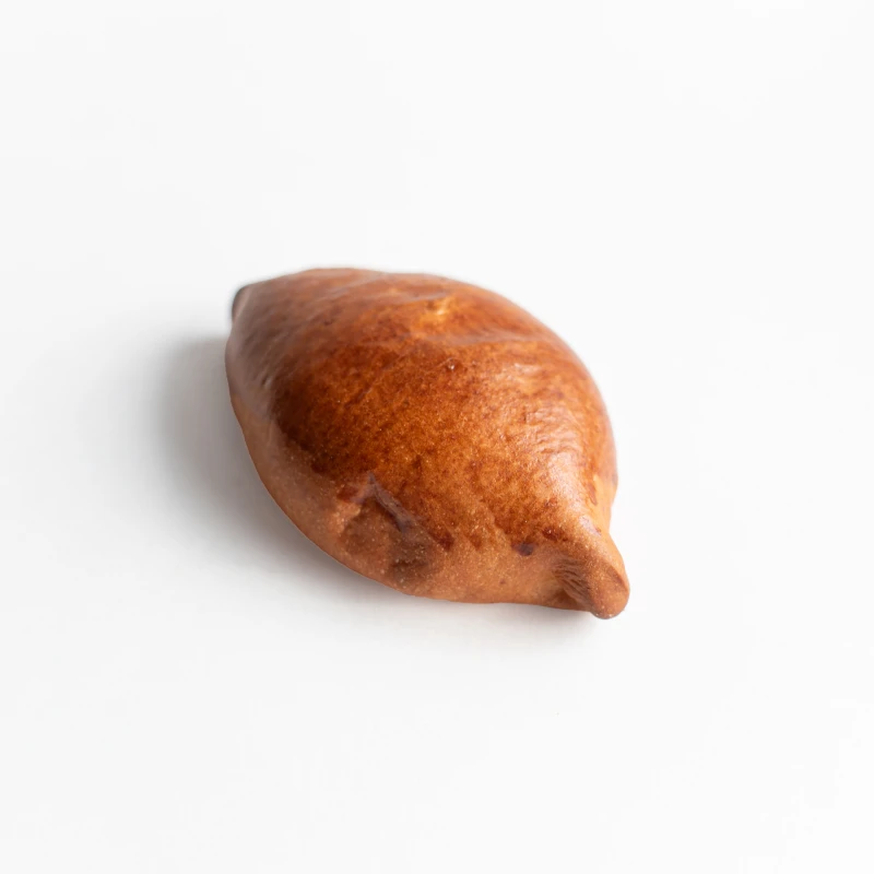 Пирожок с капустой