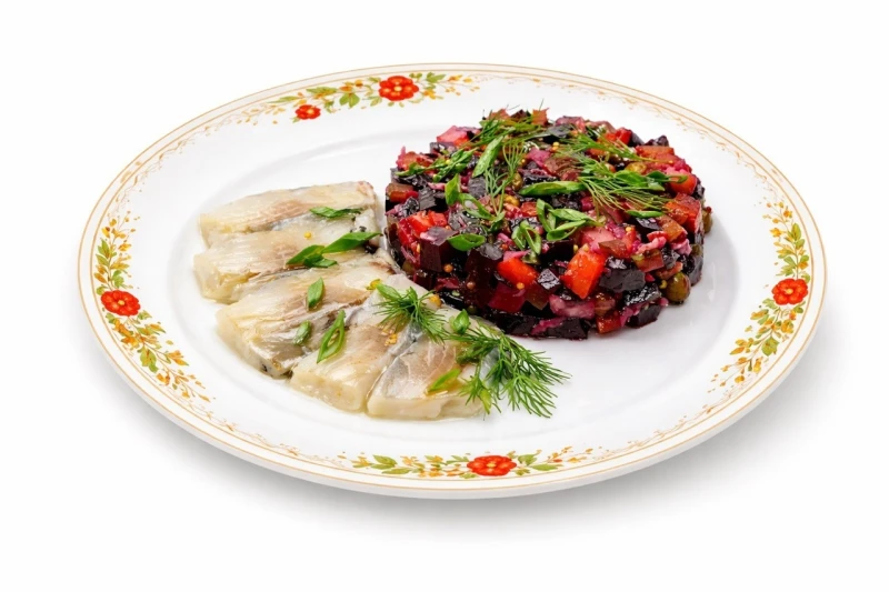 Винегрет из печеных овощей с сельдью домашнего посола и ароматным маслом