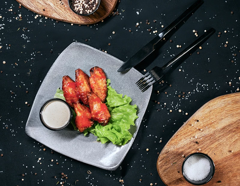 Крылья куриные в сливочно- устричном соусе