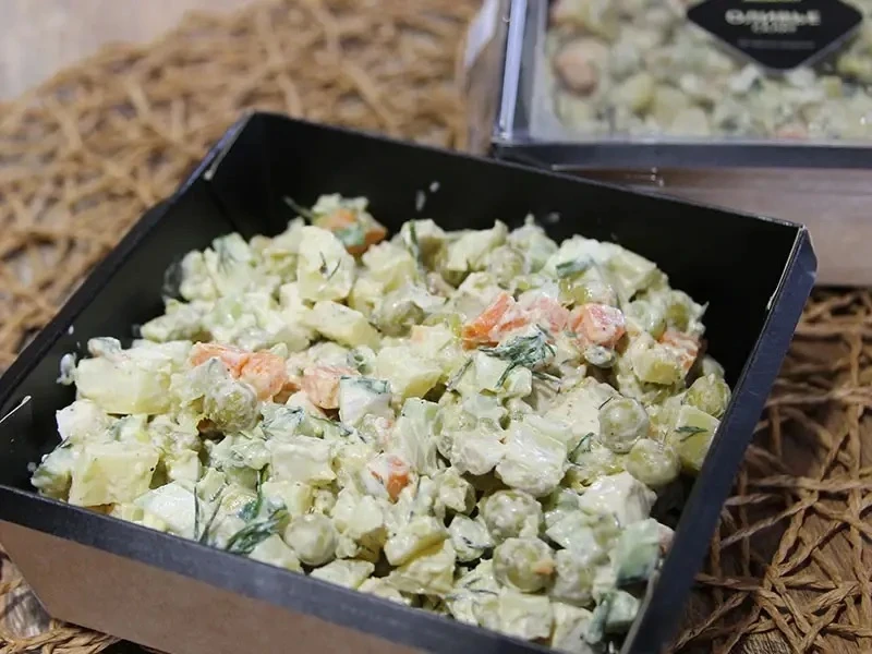 Оливье с куриной грудкой