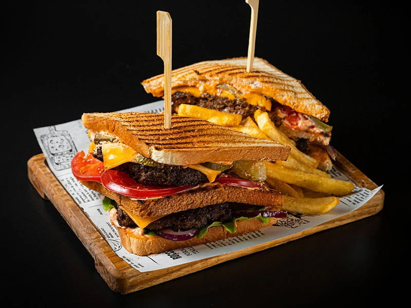 Двойной сэндвич с говядиной